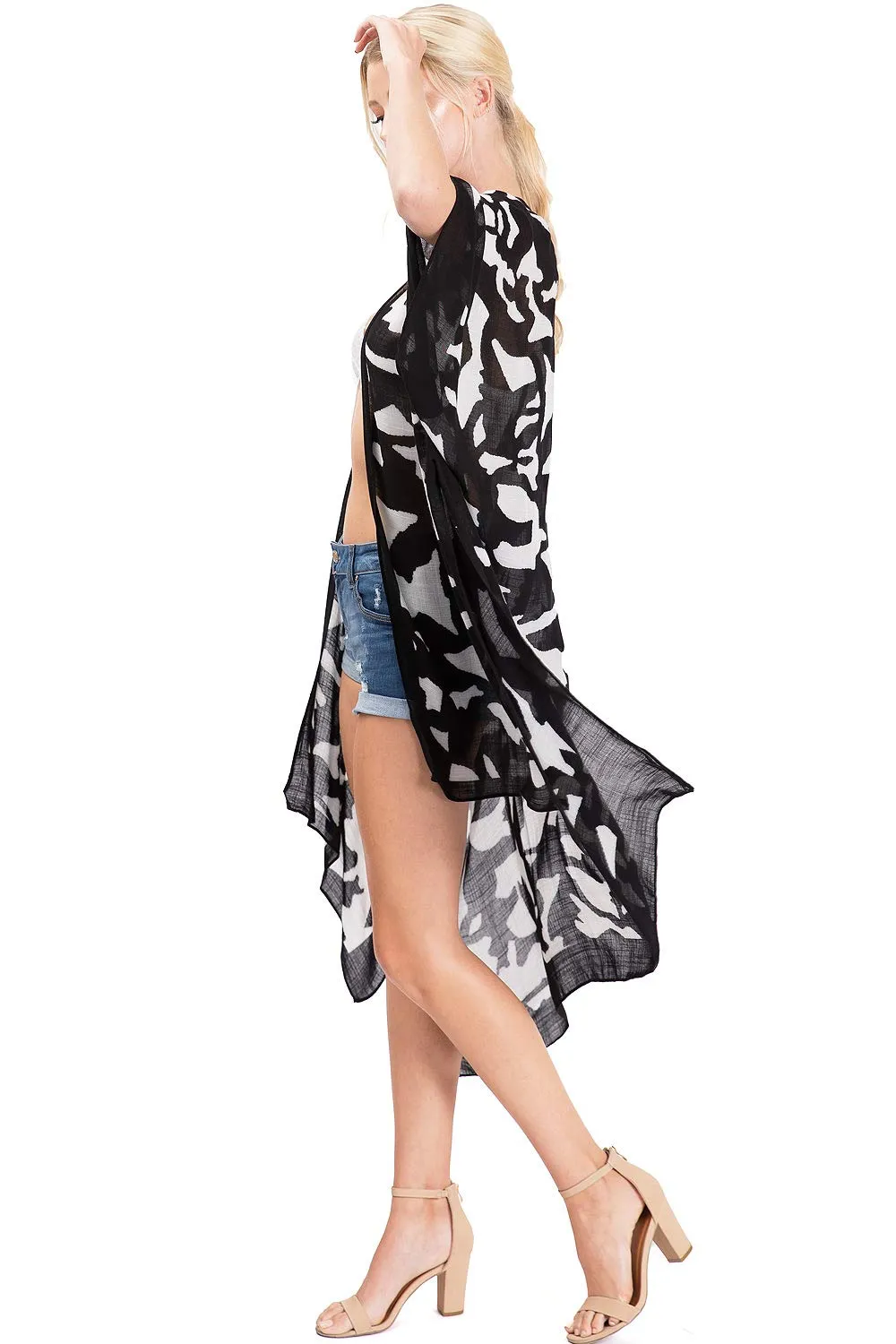 Abstract Contrast Kimono