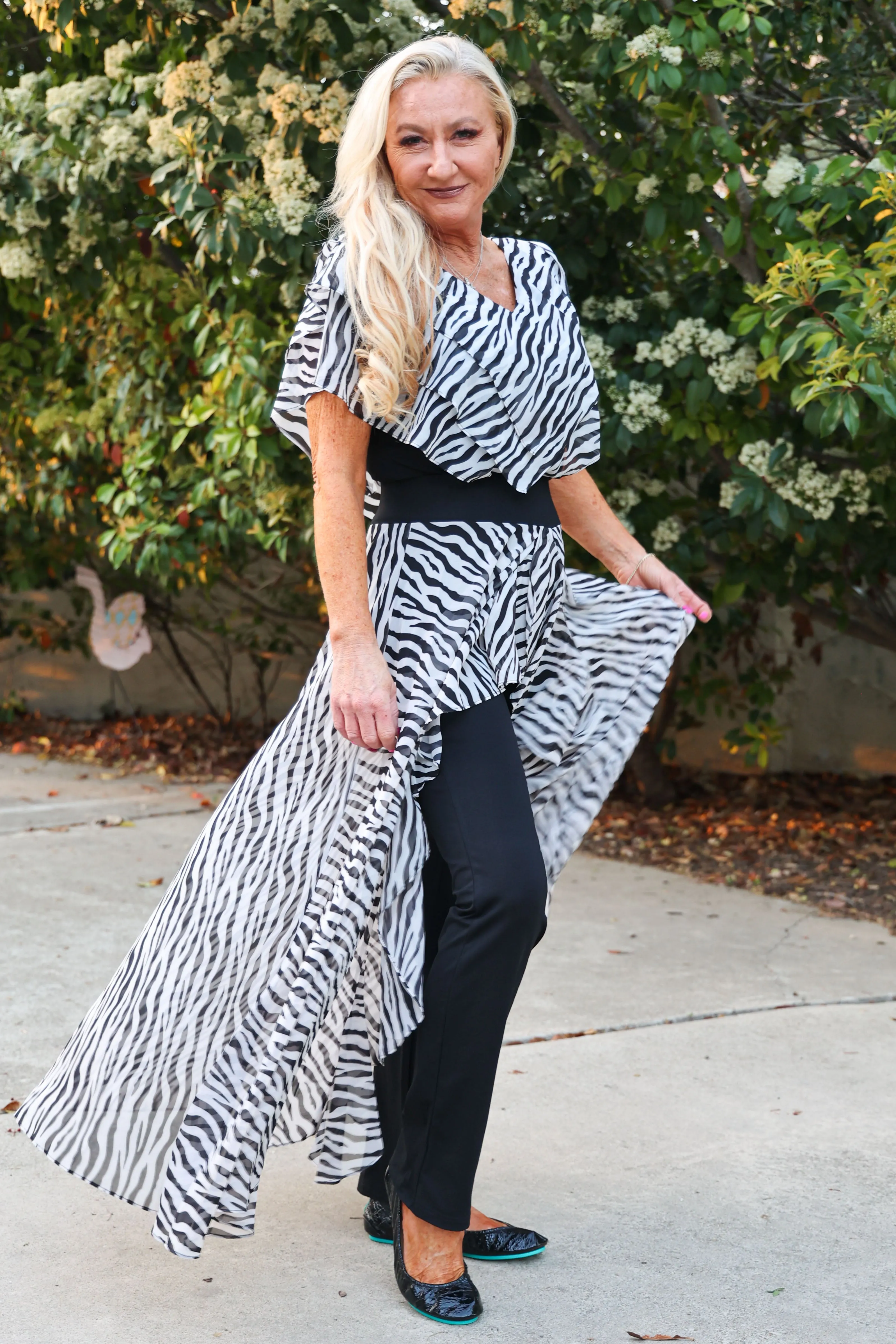 Azi Sheer Ruffle Short Sleeve Zebra V Neck Top With Fitted Black Bodice