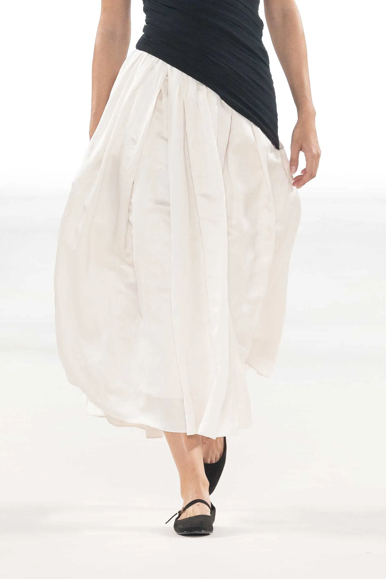 Elodie Skirt in White