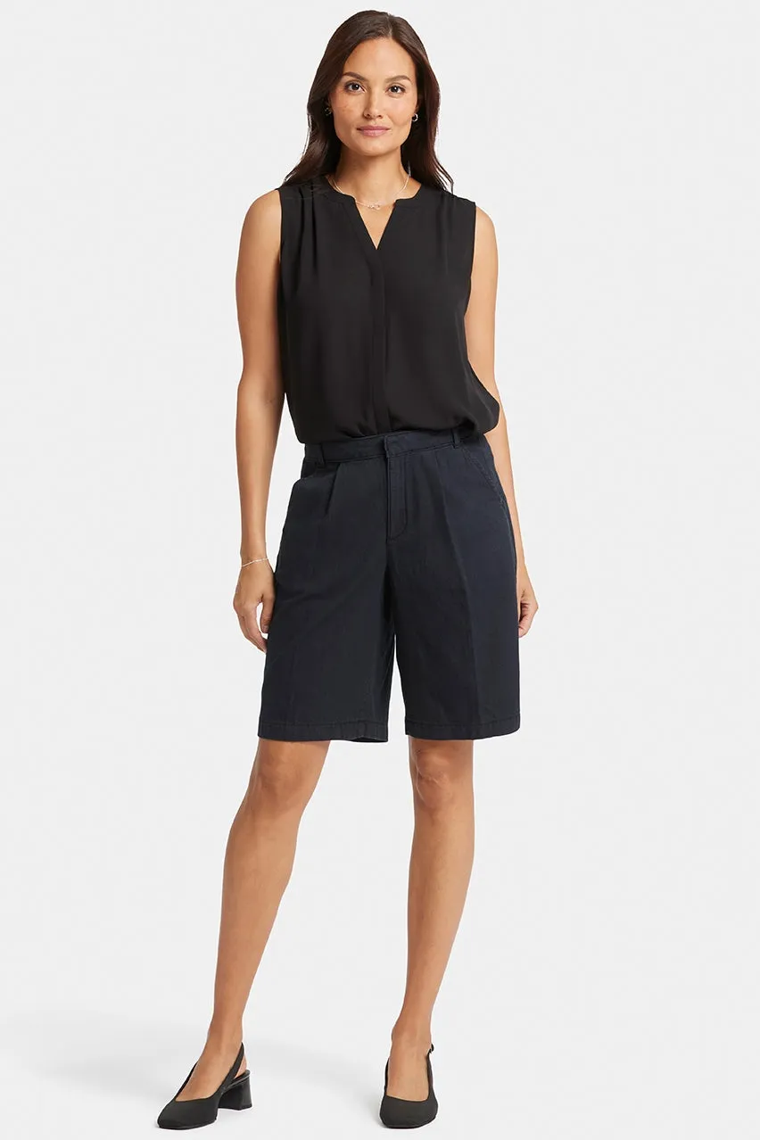 Entspannte Denim Bermuda Shorts mit hoher Taille | Overdye Black