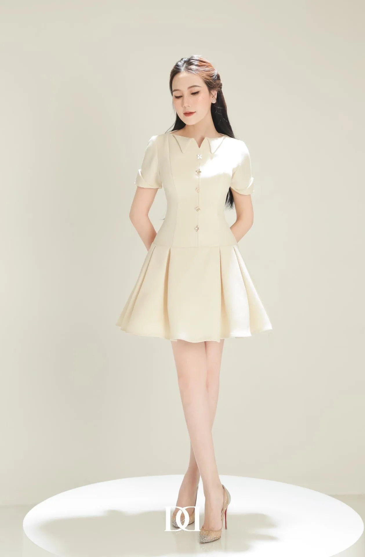 Jiny Mini Dress