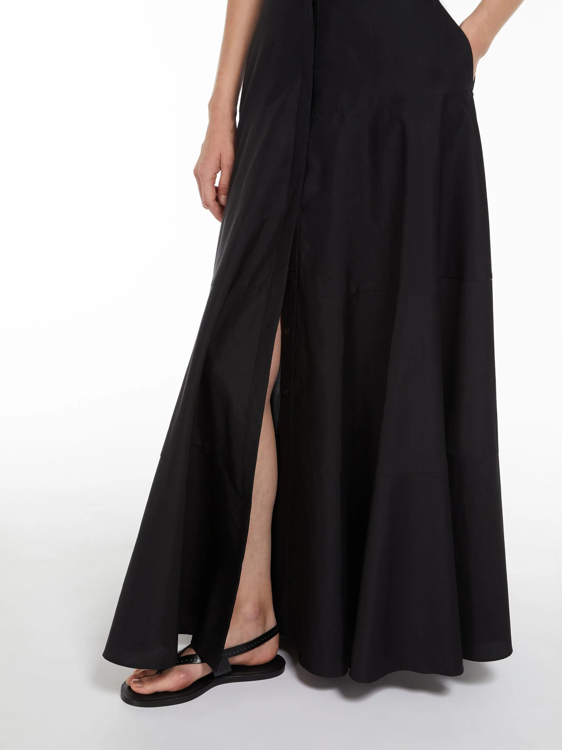 MAX-24110104 TERAMO BLACK SKIRT