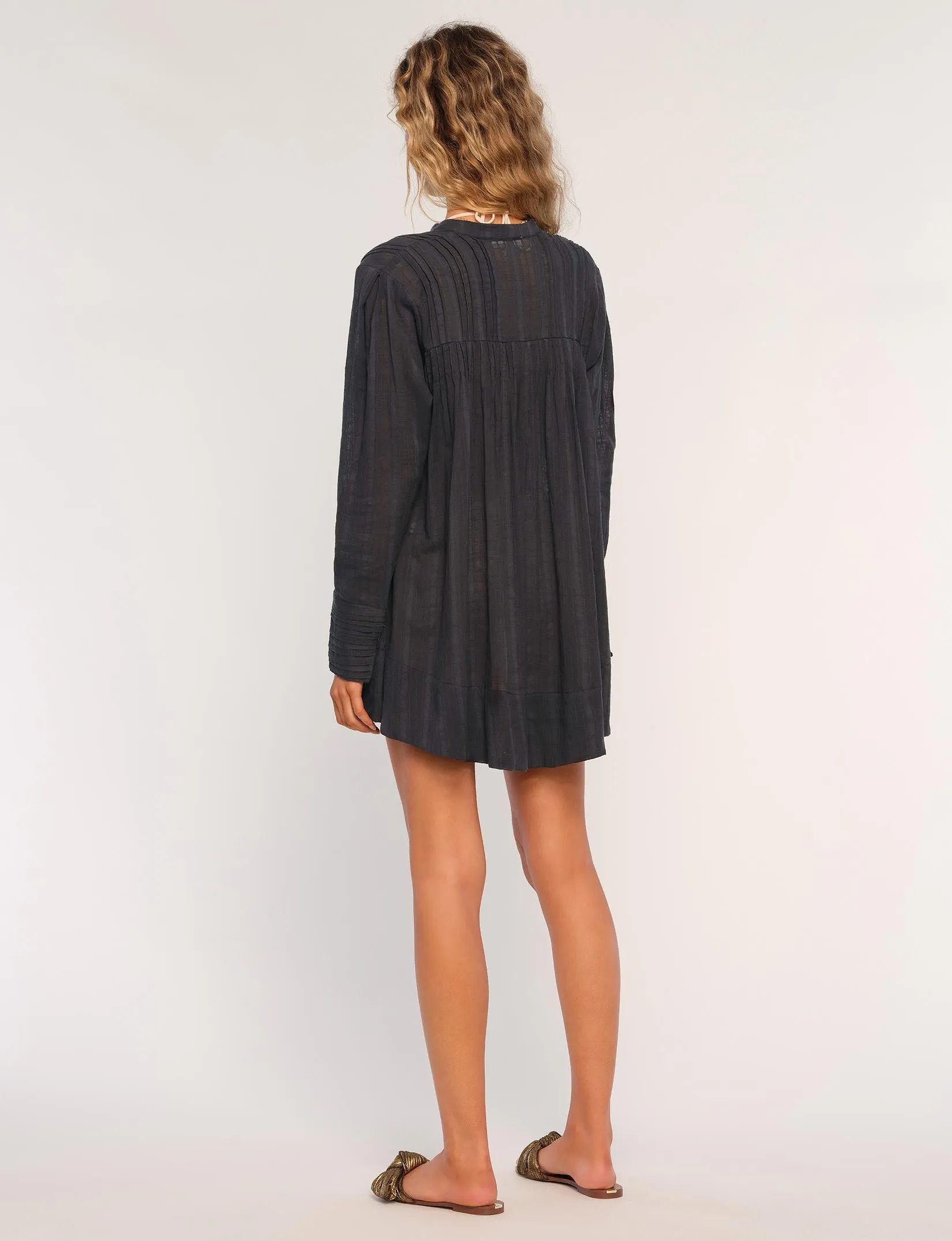Mireya Cover-up